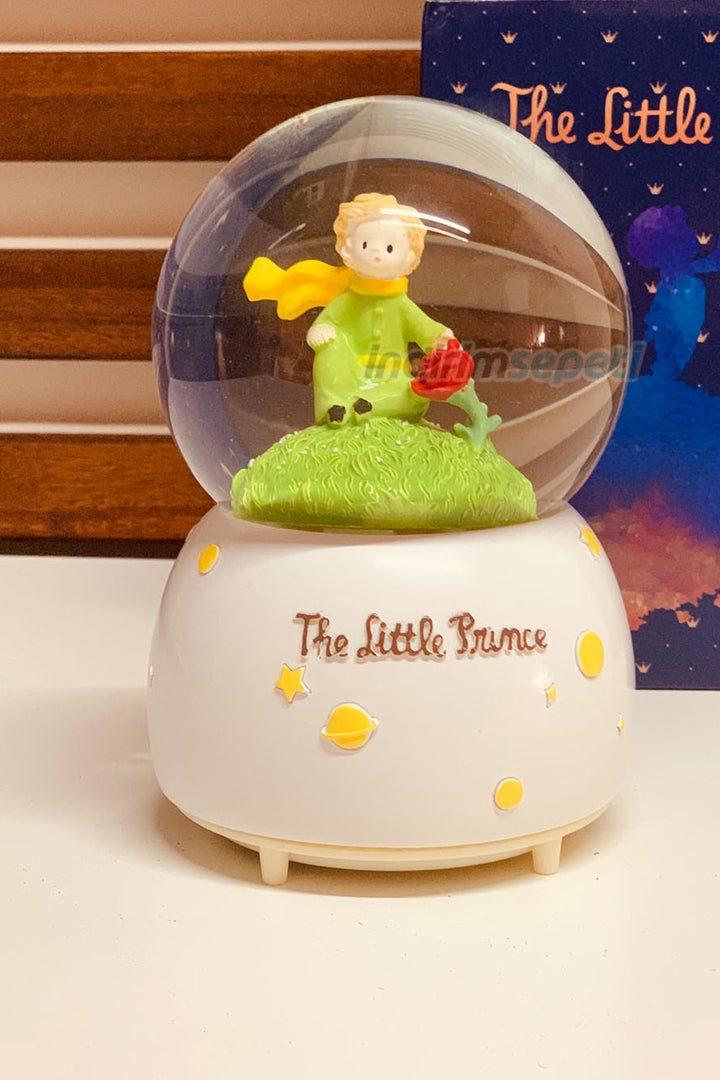 The Little Prince Küçük Prens Renk Değiştiren Işıklı Müzikli Kar Taneli Orta Boy Kar Küresi