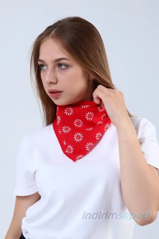 Bandana Fular Papatya Desenli %100 Pamuk Saç Aksesuar Kırmızı